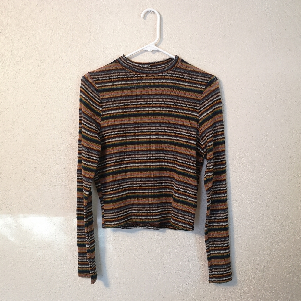 70's style knit long crop top